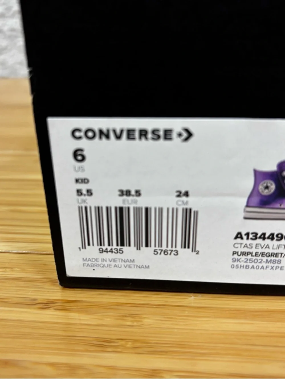 CONVERSE Chuck Taylor All Star Hi Top Metallic Purple Big Kids Sz 6 Woman’s 8 - Picture 7 of 7